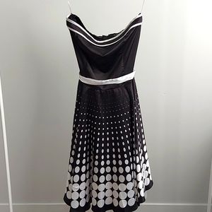 Le Chateau Strapless Midi Dress in Size 8